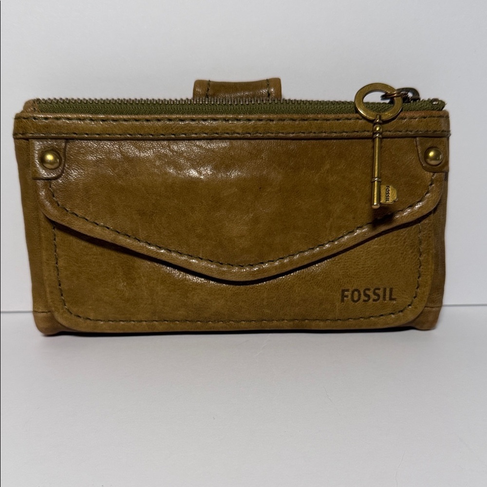 Vintage Fossil Olive Green Soft Leather Wallet